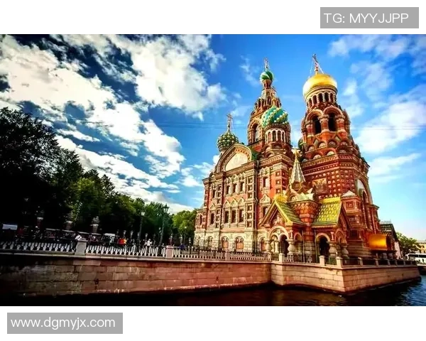 圣彼得堡与比利亚的历史交汇与文化碰撞探秘